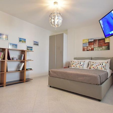 Stella Marina Apartment Quartu Sant'Elena Exterior photo
